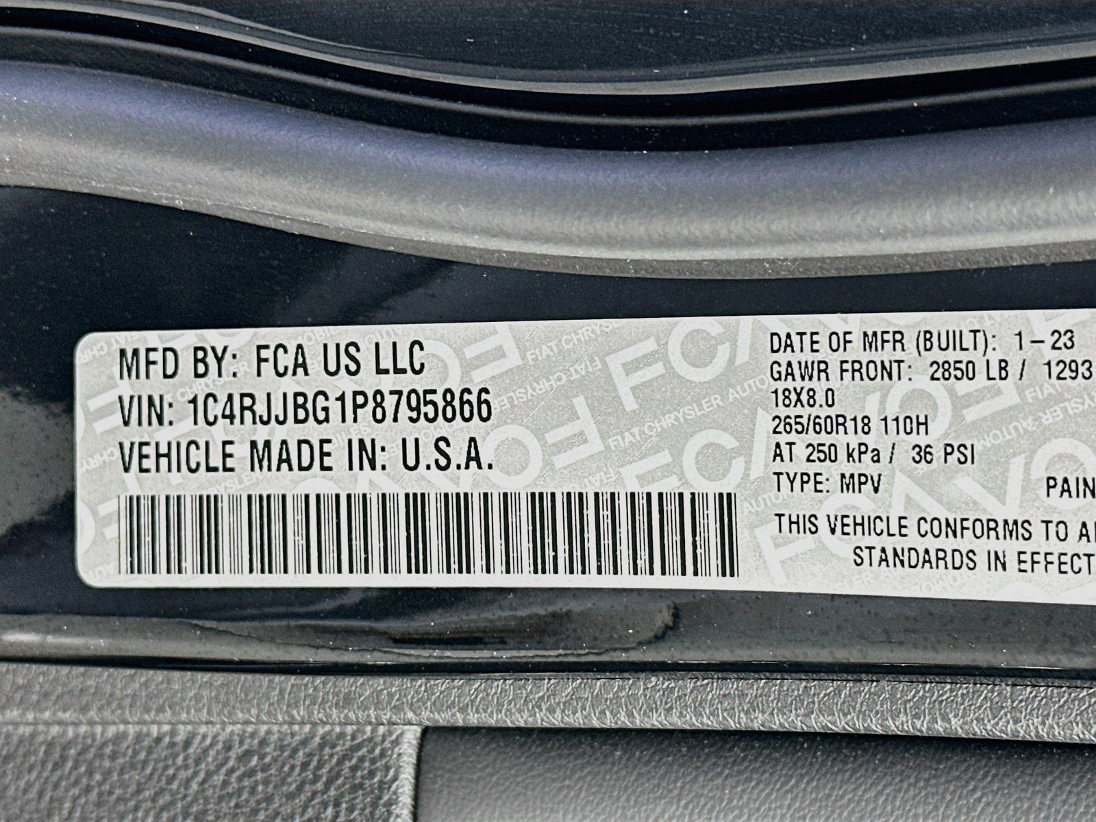 Used 2023 Jeep Grand Cherokee L Limited RWD image 33