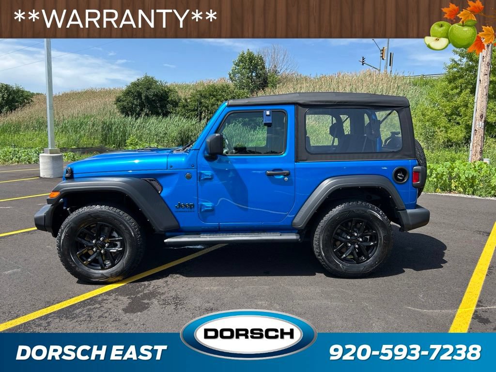 Used 2023 Jeep Wrangler Sport AWD/4WD image 3