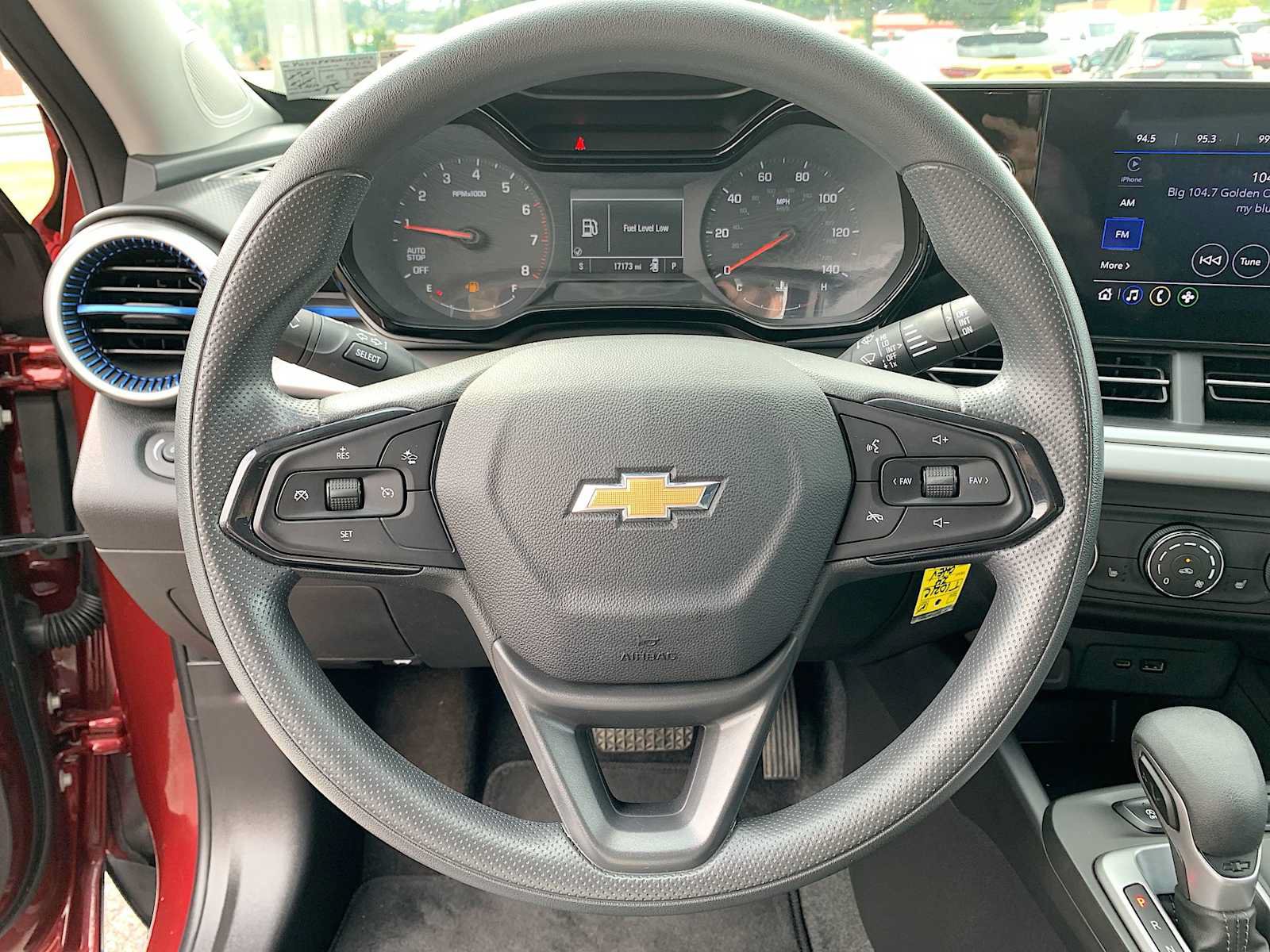 Certified 2024 Chevrolet Trax LS w/ LS Convenience Package FWD image 11