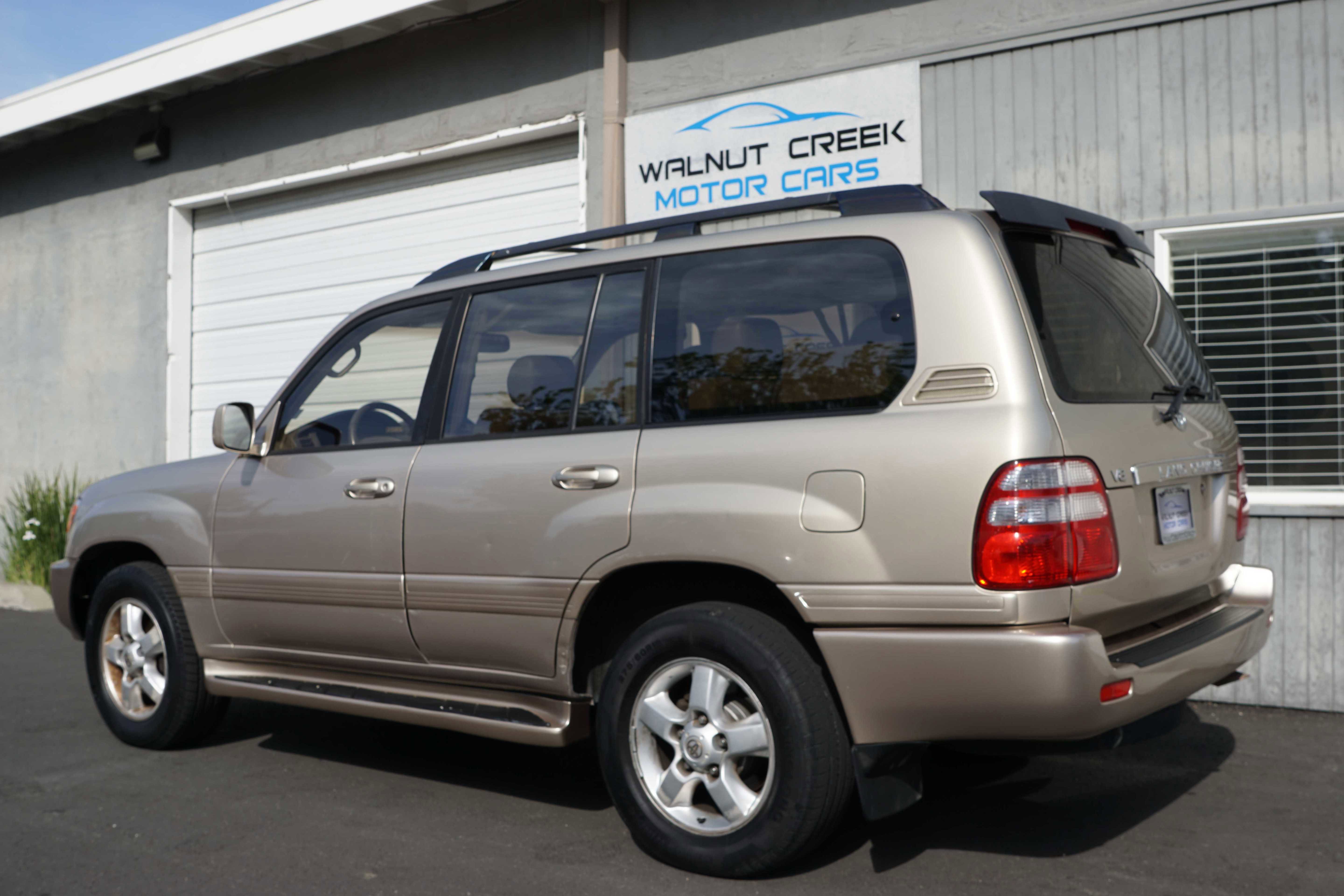 Used 2003 Toyota Land Cruiser image 19