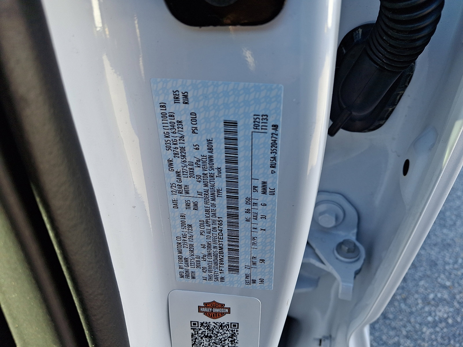 New 2026 Ford F250 Lariat w/ Black Appearance Package image 10