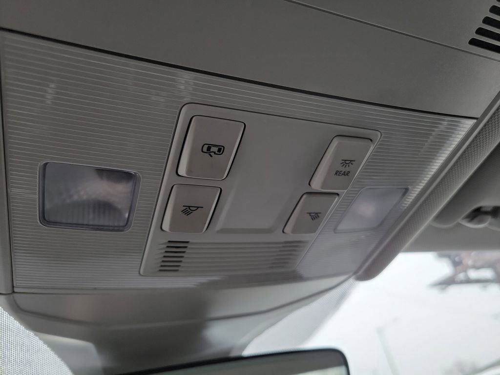 Used 2024 Volkswagen Jetta S image 29