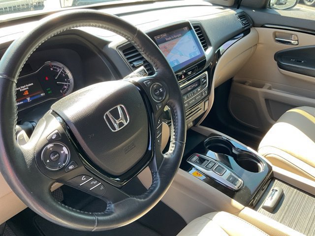 Used 2016 Honda Pilot Touring image 26