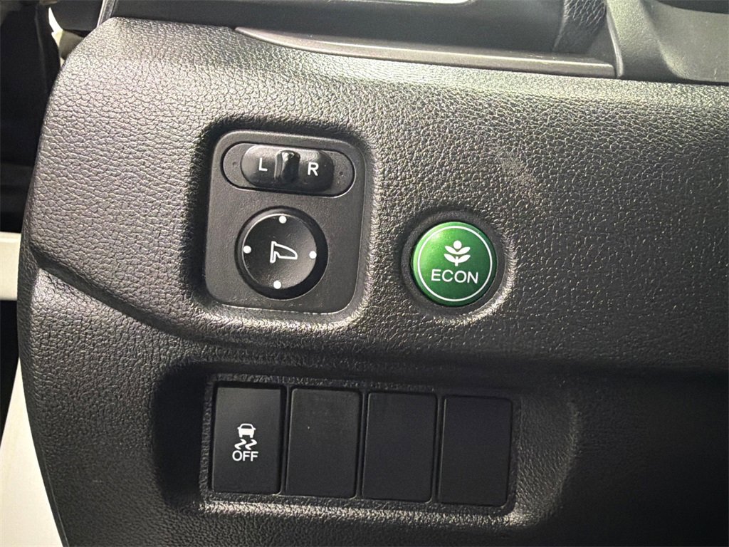 Used 2017 Honda Pilot EX-L image 32