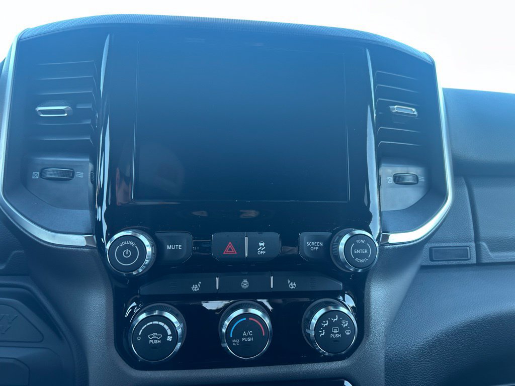 New 2027 RAM 3500 Big Horn AWD/4WD image 14
