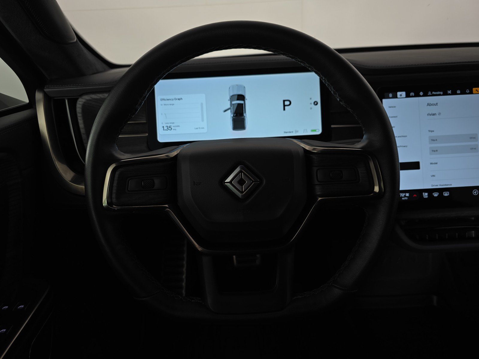 Used 2024 Rivian R1T Adventure AWD/4WD image 26