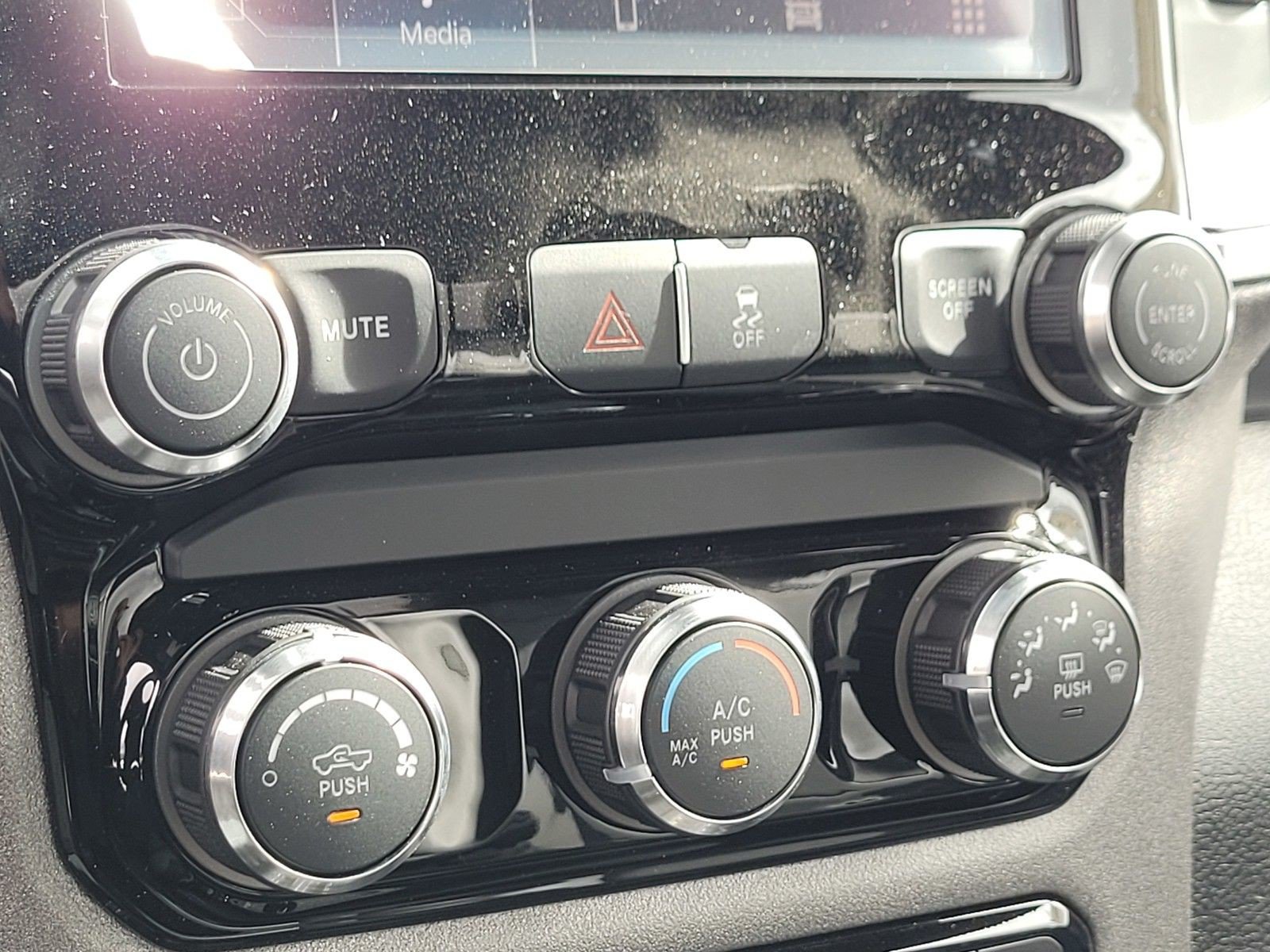 New 2026 RAM 5500 Tradesman AWD/4WD image 12