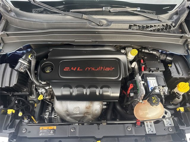 Used 2016 Jeep Renegade Limited image 24