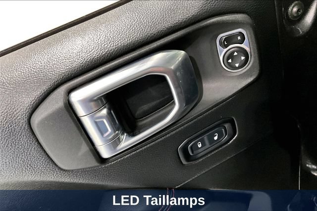 Used 2021 Jeep Gladiator Rubicon w/ Dual Top Group AWD/4WD image 47