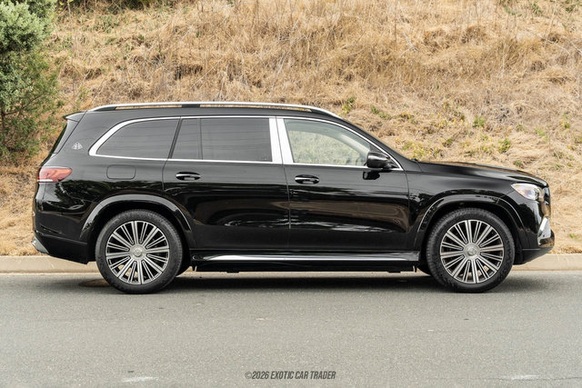 Used 2023 Mercedes-Benz Maybach GLS 600 4MATIC image 9