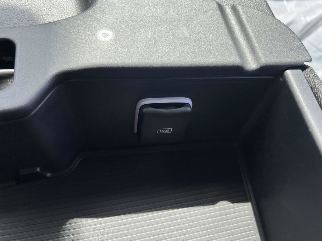 Used 2024 RAM 2500 Tradesman w/ Bed Utility Group image 30