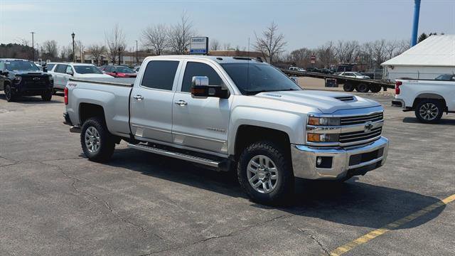 Used 2019 Chevrolet Silverado 2500 LTZ w/ Duramax Plus Package AWD/4WD image 2