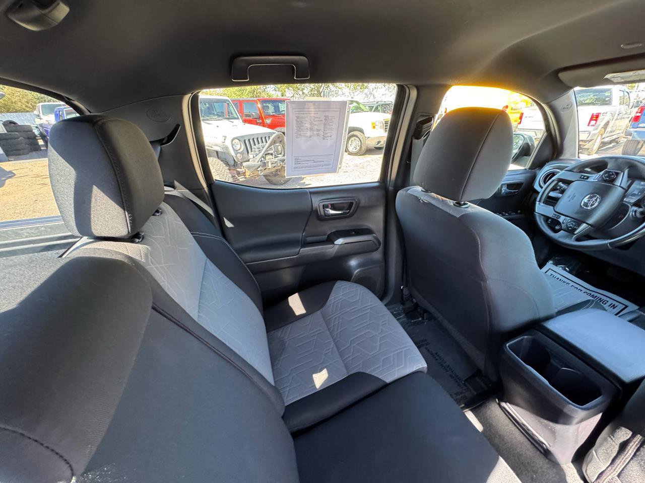 Used 2023 Toyota Tacoma TRD Off-Road image 12