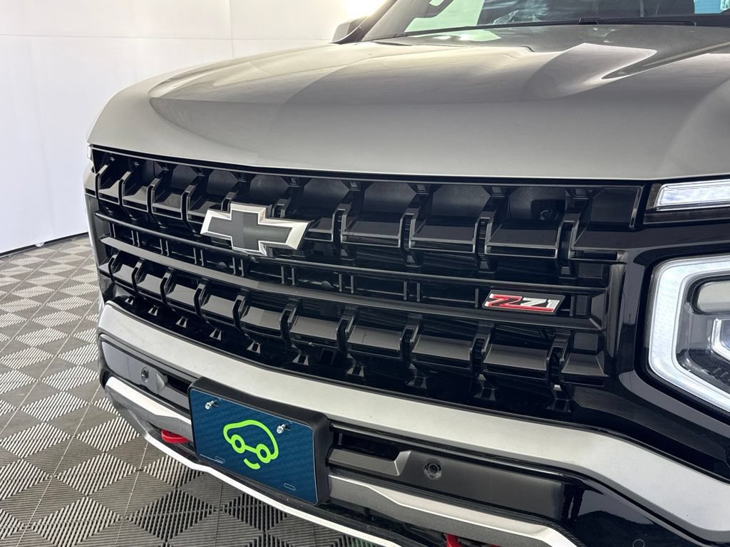 Certified 2025 Chevrolet Tahoe Z71 AWD/4WD image 40