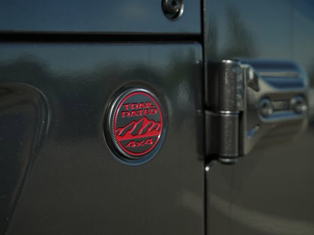 Used 2021 Jeep Wrangler Unlimited Rubicon AWD/4WD image 38