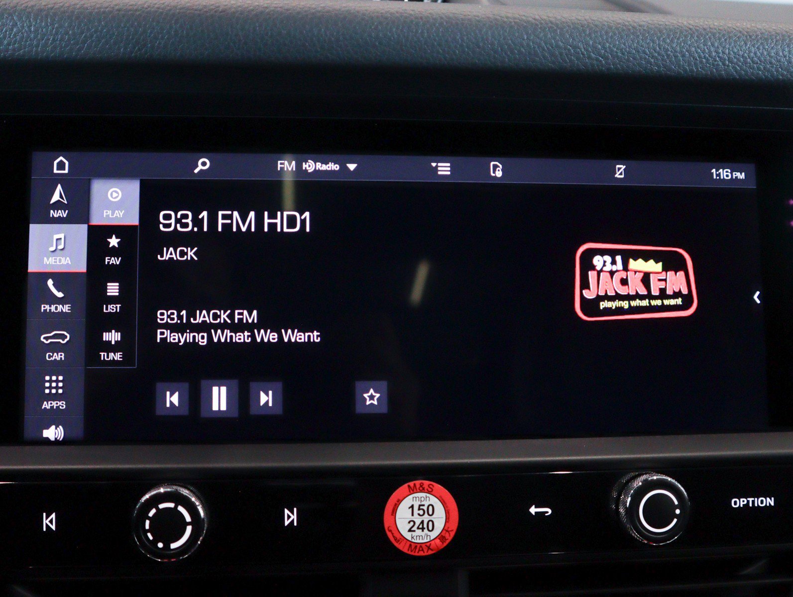 Certified 2026 Porsche Macan image 20