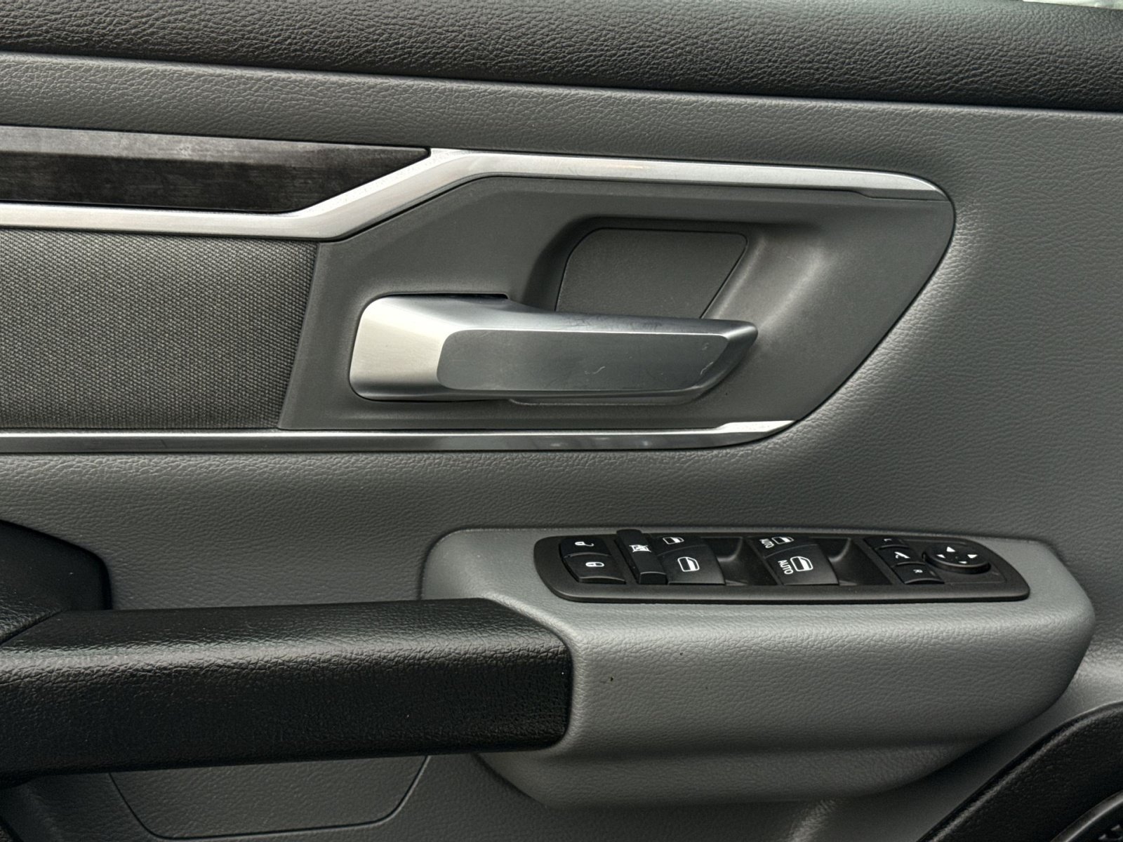 Used 2022 RAM 1500 Big Horn AWD/4WD image 15