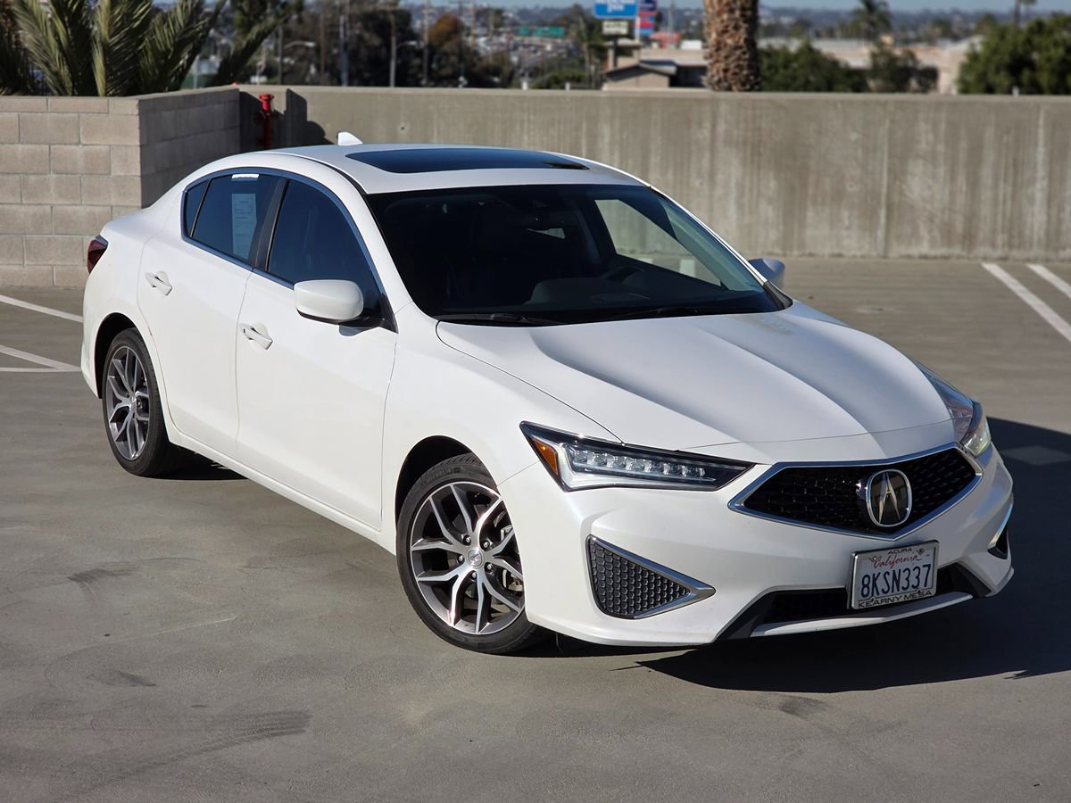 Used 2019 Acura ILX w/ Premium Package image 2