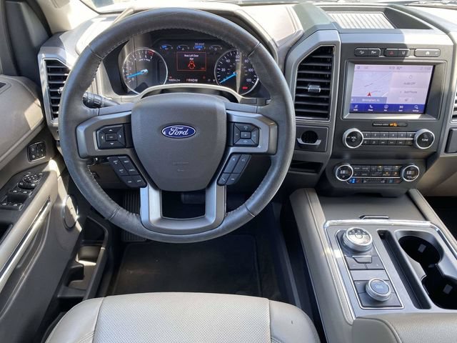 Used 2020 Ford Expedition XLT w/ Equipment Group 202A AWD/4WD image 12