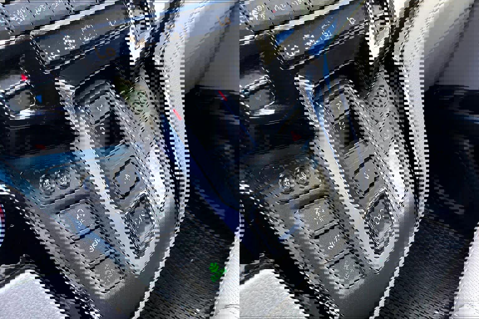 Used 2020 Honda Odyssey Elite image 17