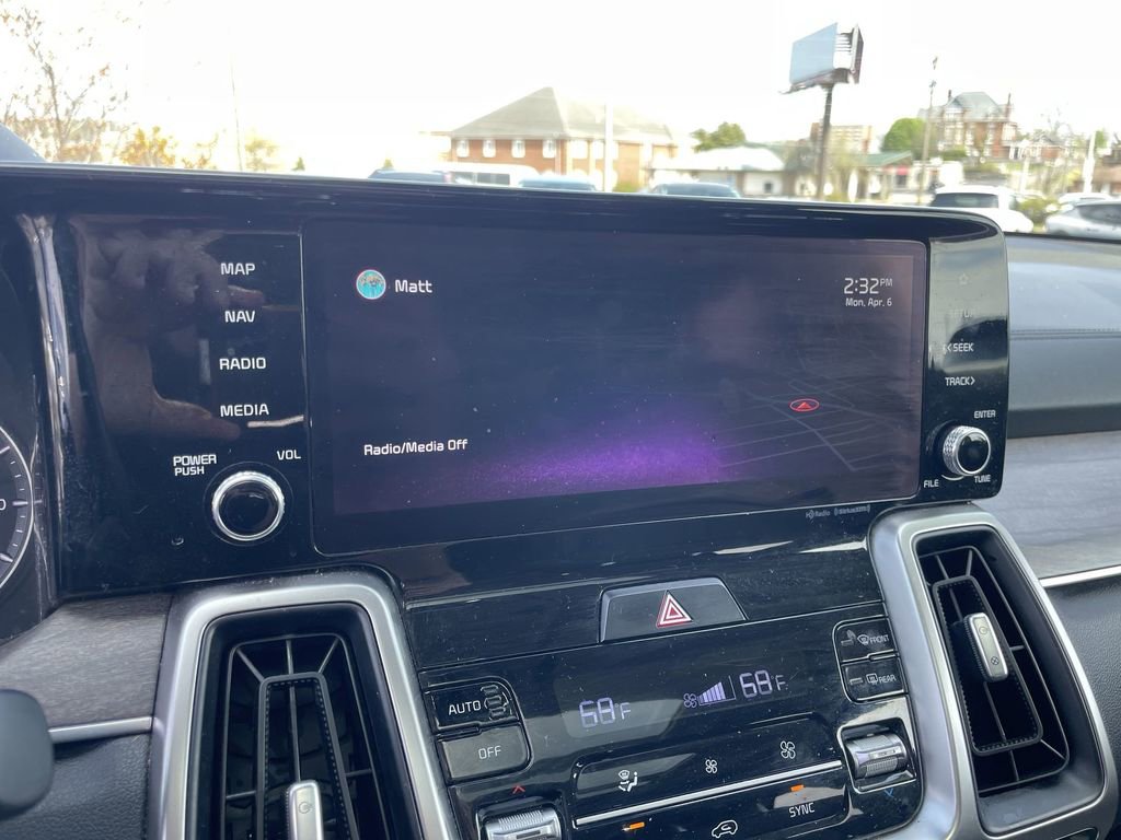 Certified 2022 Kia Sorento EX w/ Panoramic Sunroof Package image 11