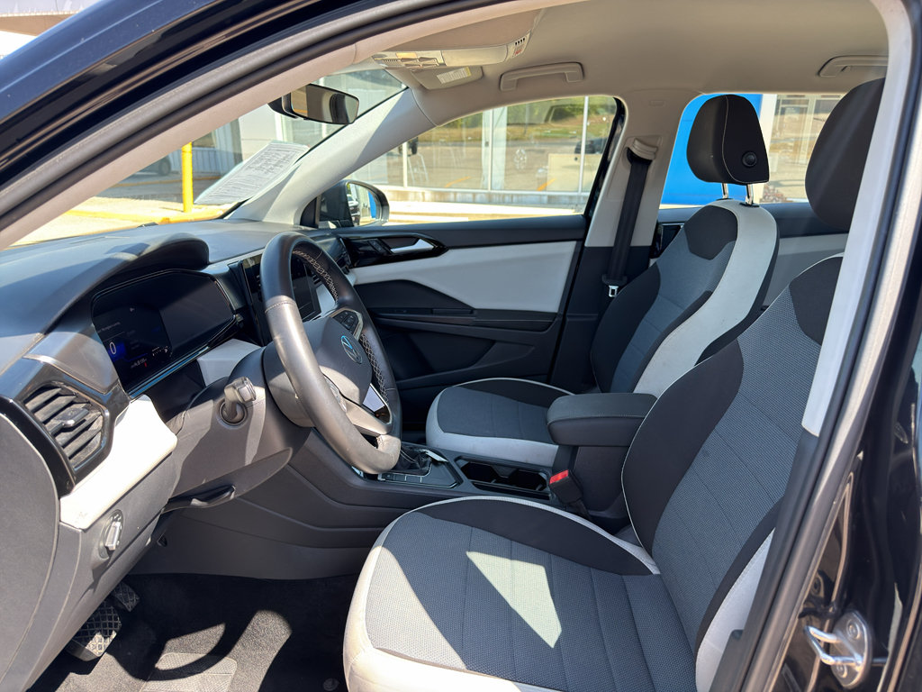 Used 2025 Volkswagen Taos S FWD image 5