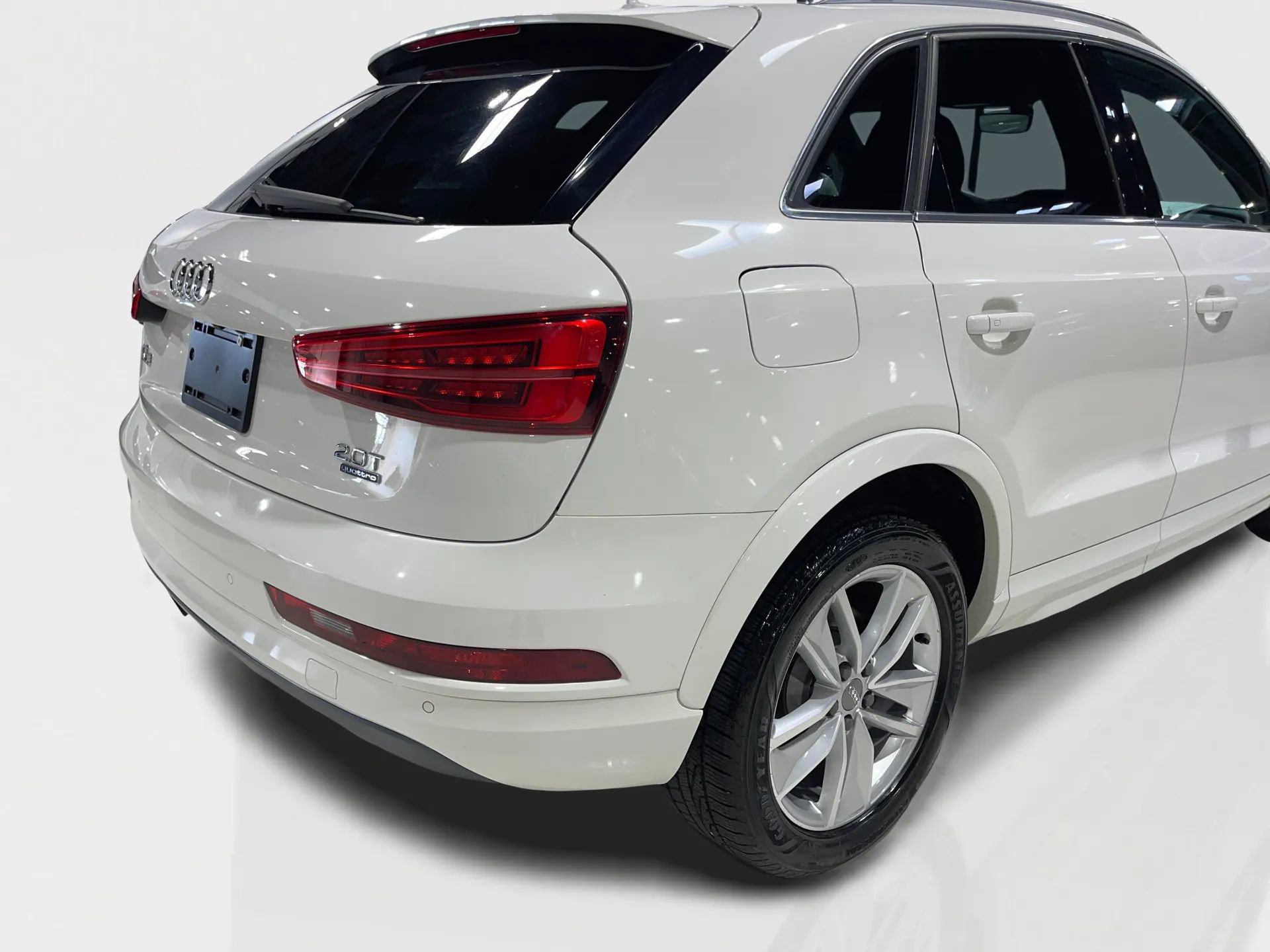 Used 2017 Audi Q3 2.0T Premium Plus image 16