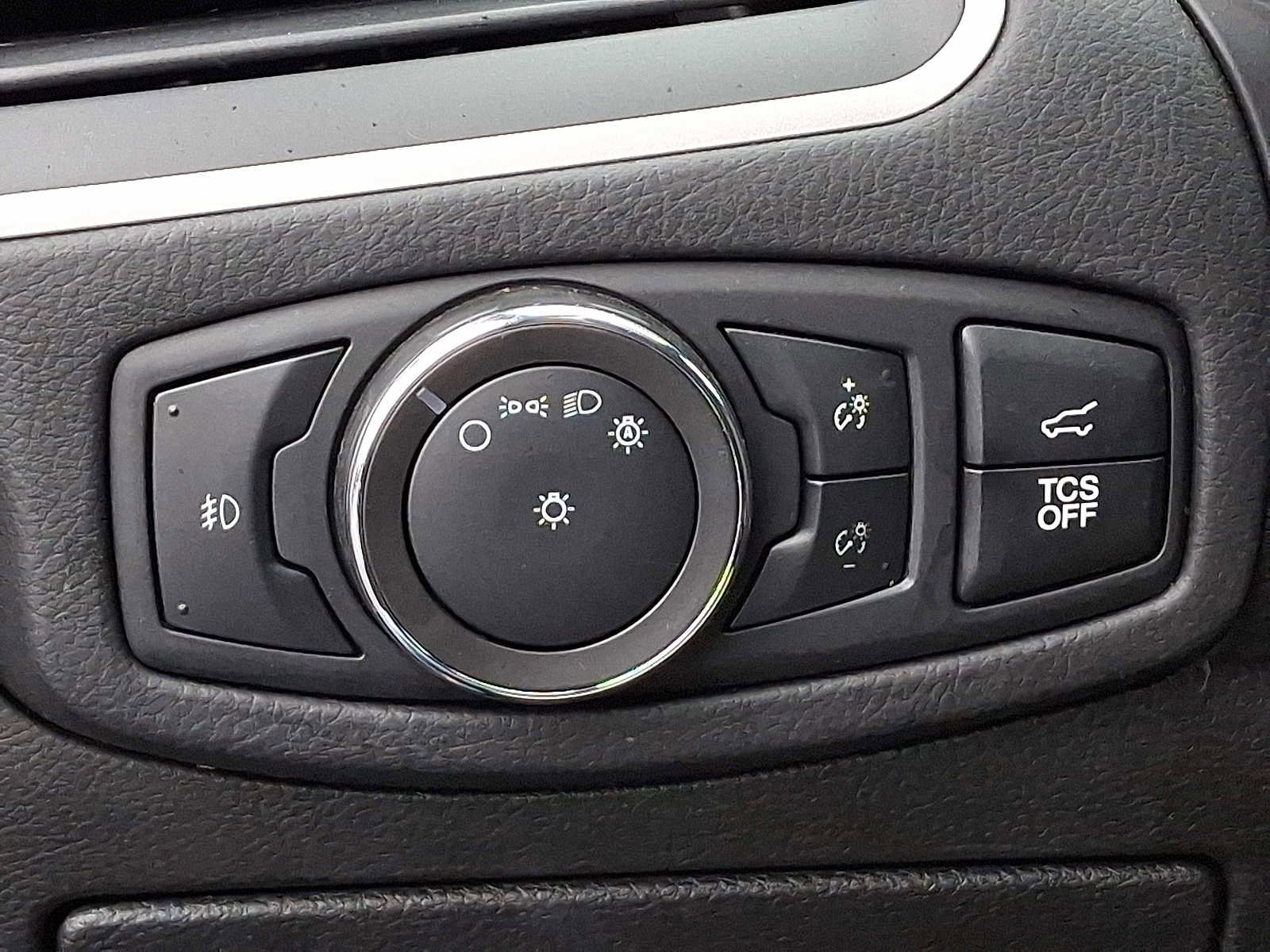 Used 2022 Ford Edge SEL w/ Convenience Package image 26