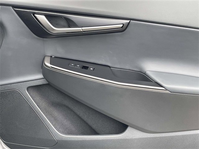 New 2025 Kia EV6 Wind image 12