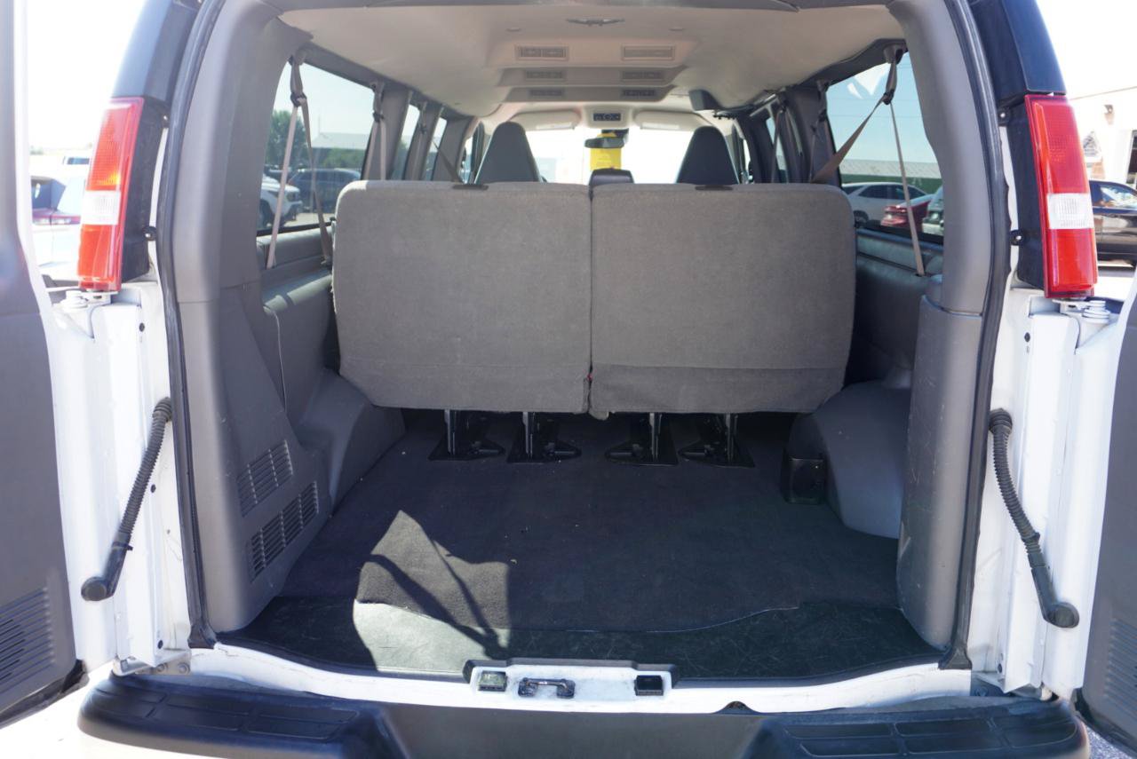 Used 2019 Chevrolet Express 3500 LT w/ LT Preferred Equipment Group RWD image 21