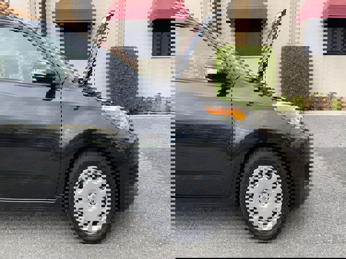 Used 2008 Scion xD image 30