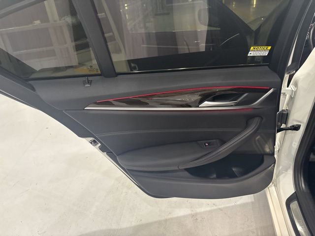 Used 2021 BMW 530i w/ Convenience Package image 32