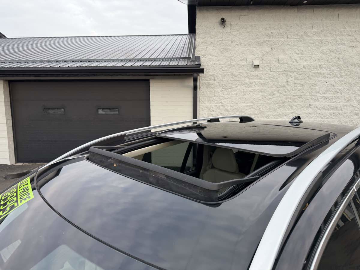 Used 2019 Volvo XC90 T5 Momentum w/ Protection Package Premier image 9