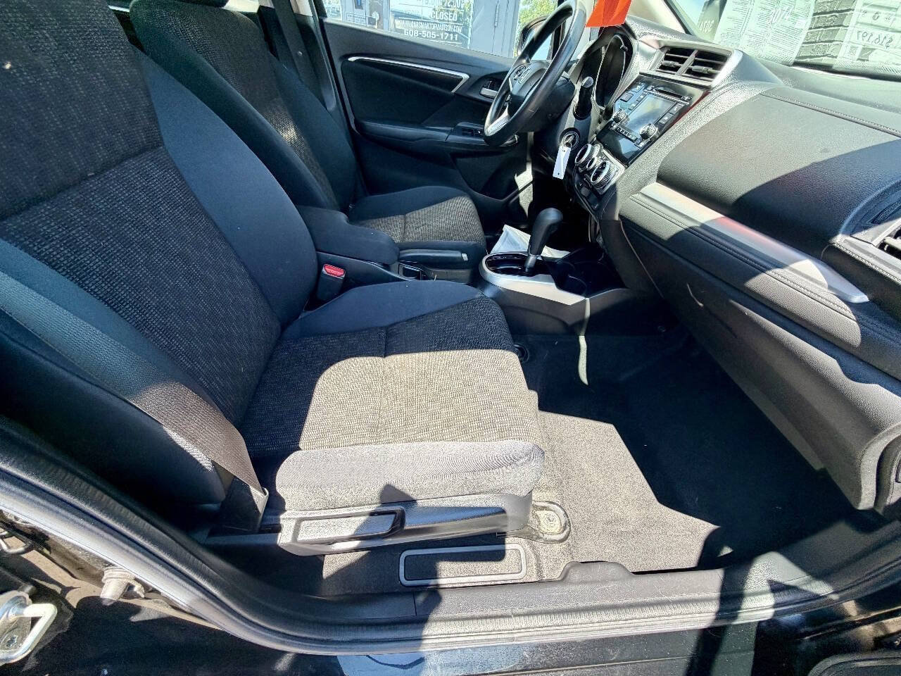 Used 2017 Honda Fit LX image 26