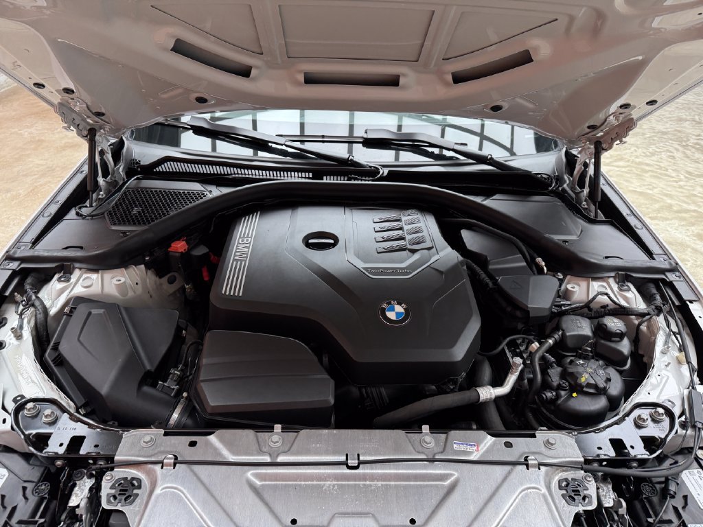 Certified 2023 BMW 330i xDrive Sedan w/ Premium Package AWD/4WD image 28