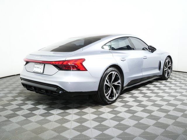 Used 2023 Audi e-tron GT Prestige w/ Prestige Package image 3