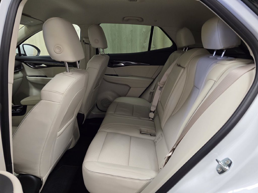 Used 2023 Buick Envision Essence AWD/4WD image 29