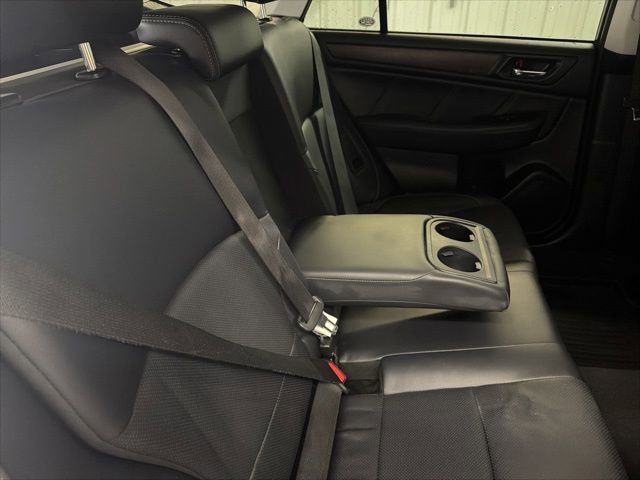 Used 2019 Subaru Outback 3.6R Limited AWD/4WD image 19