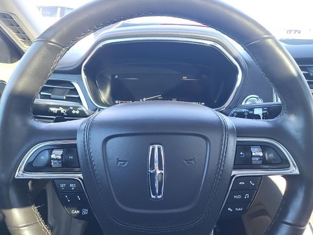 Used 2018 Lincoln Continental Reserve AWD/4WD image 9