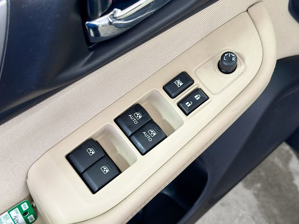 Used 2017 Subaru Outback 2.5i Premium image 18