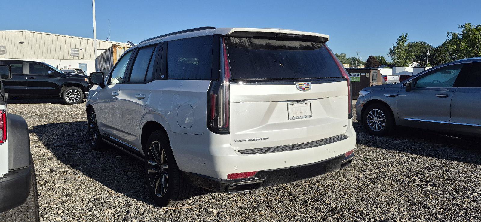 Used 2022 Cadillac Escalade Sport w/ Touring Package AWD/4WD image 4