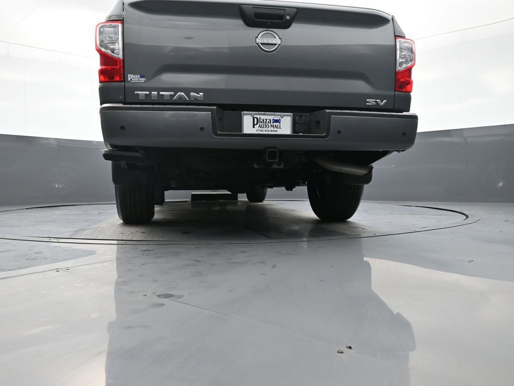 Used 2024 Nissan Titan SV w/ SV Convenience Package image 28