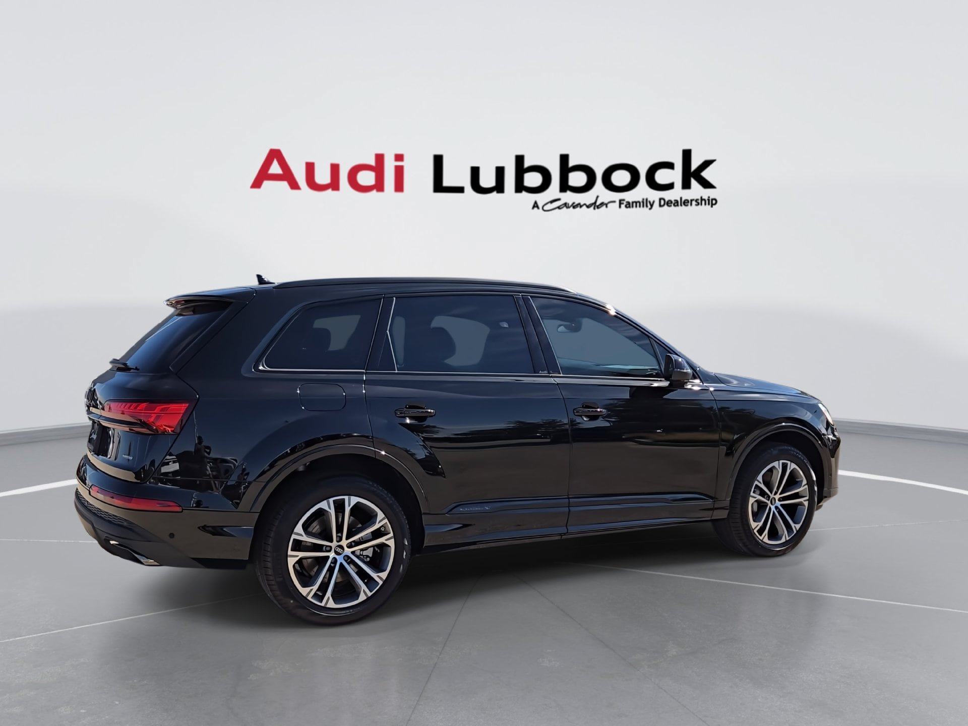 New 2026 Audi Q7 2.0T Premium AWD/4WD image 8