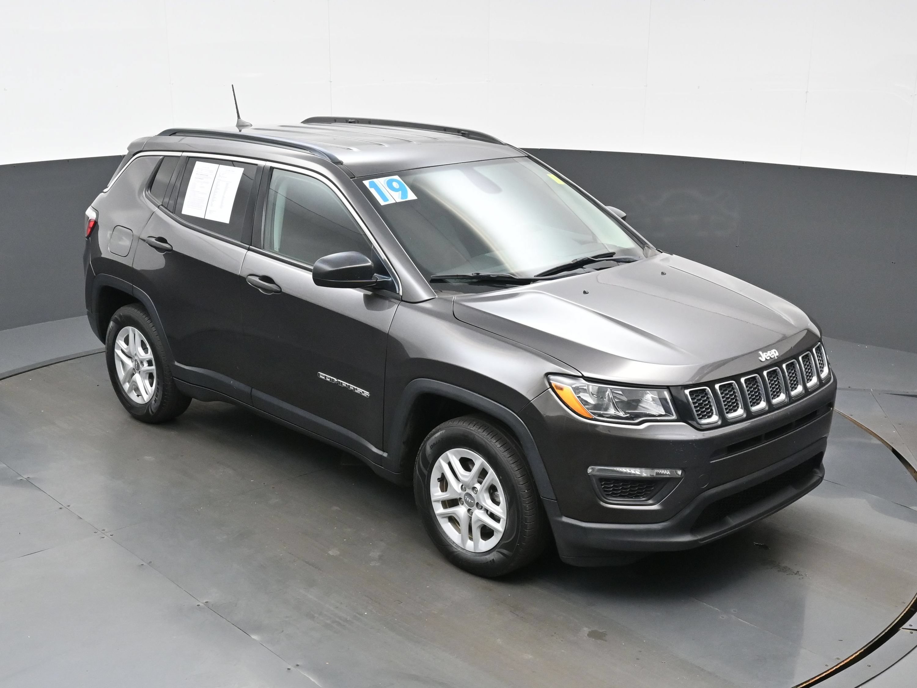 Used 2019 Jeep Compass Sport FWD image 40