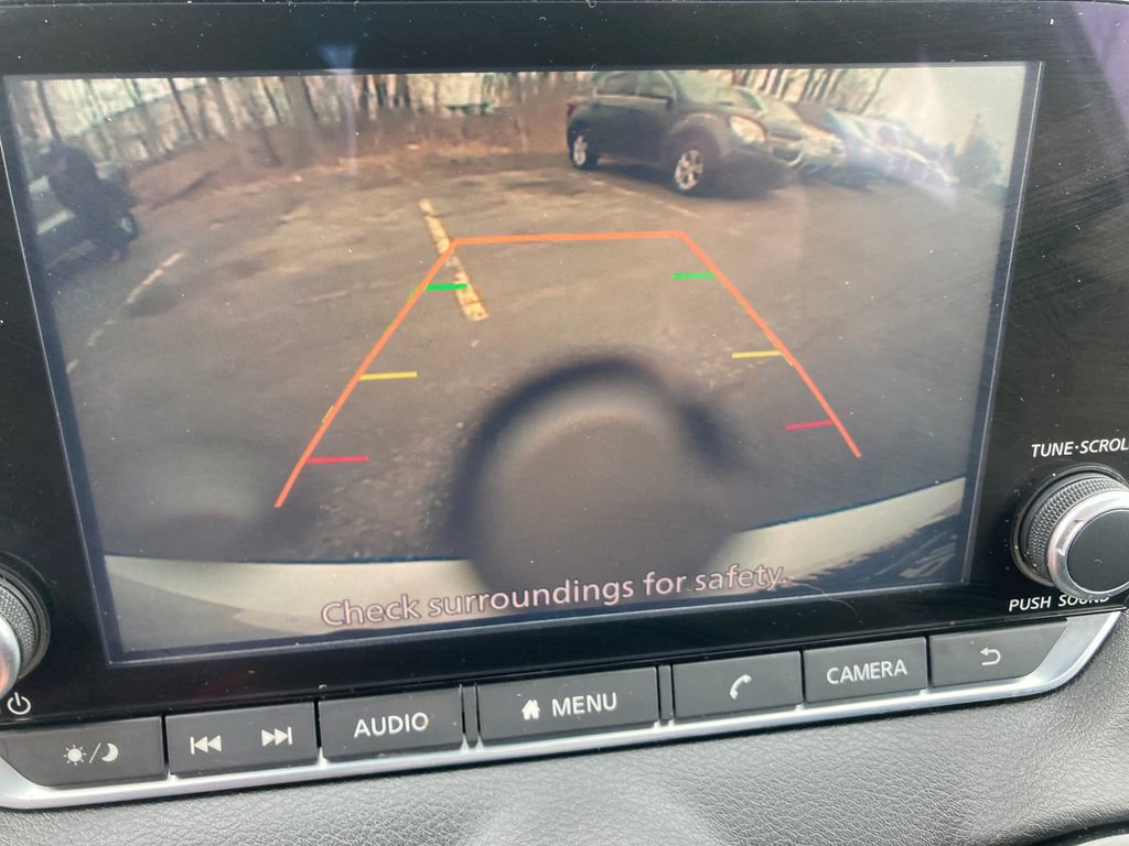 Used 2020 Nissan Sentra SV FWD image 24