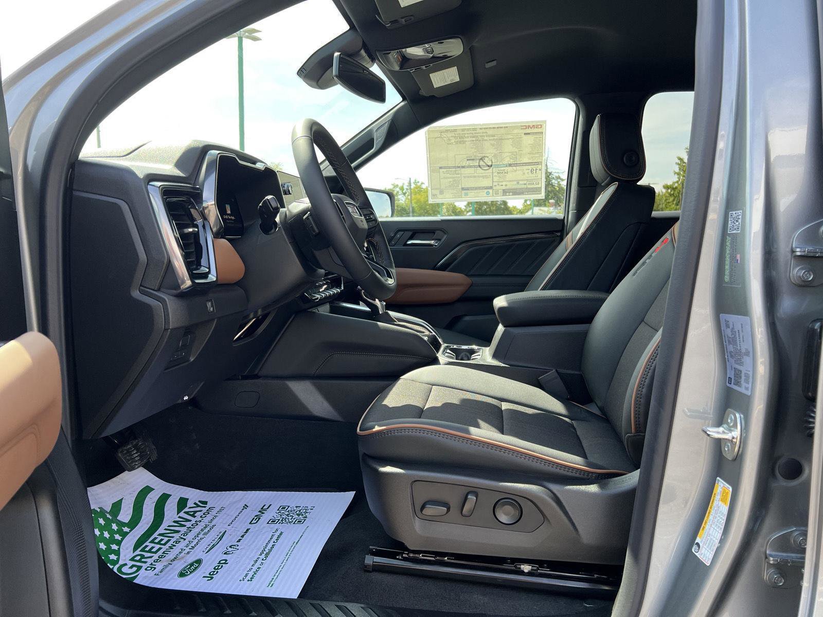 New 2026 GMC Canyon AT4 image 18