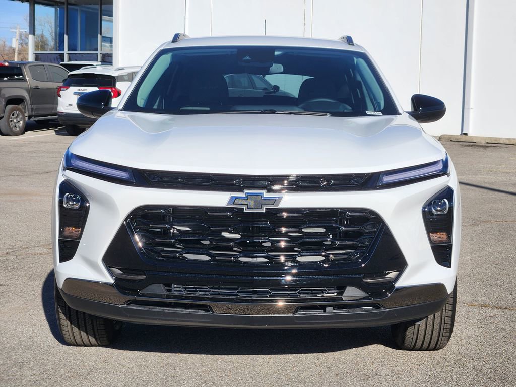 New 2026 Chevrolet Trax ACTIV image 2