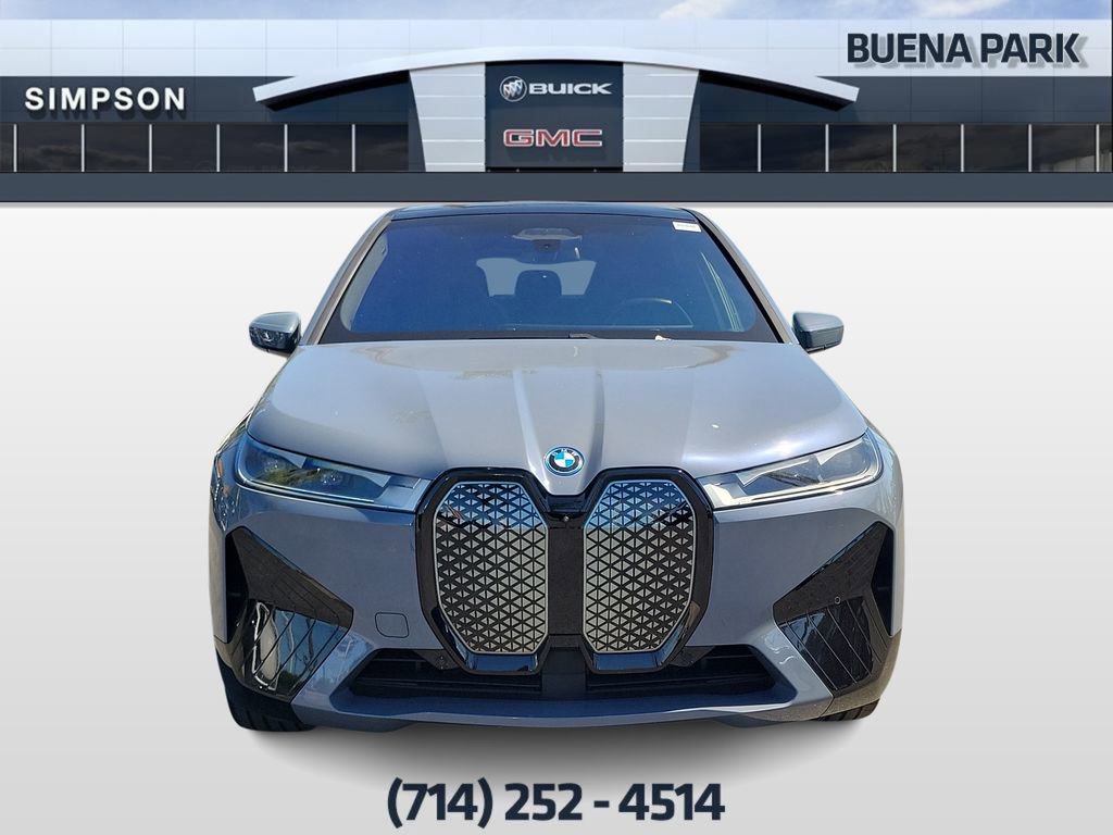 Used 2025 BMW iX xDrive50 image 3