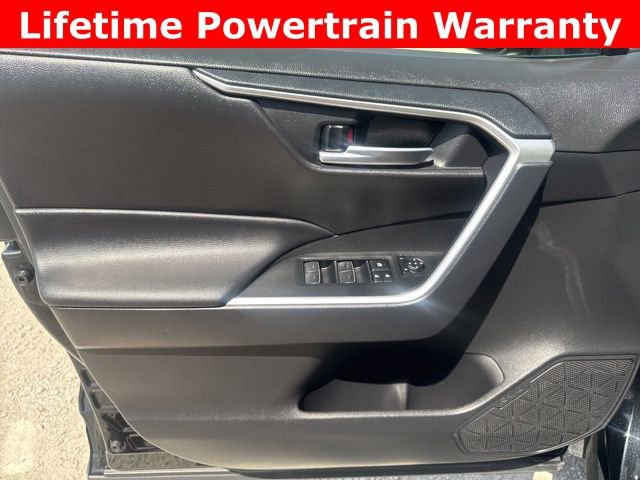 Used 2024 Toyota RAV4 XLE FWD image 23