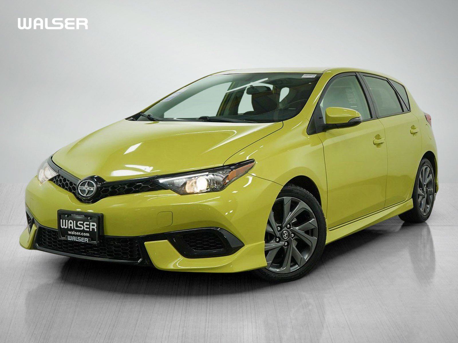 Used 2016 Scion iM image 1